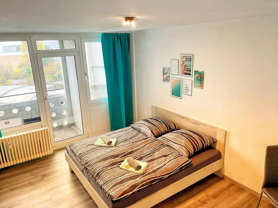 Apartment Naehe Flughafen Dus 뒤셀도르프 외부 사진